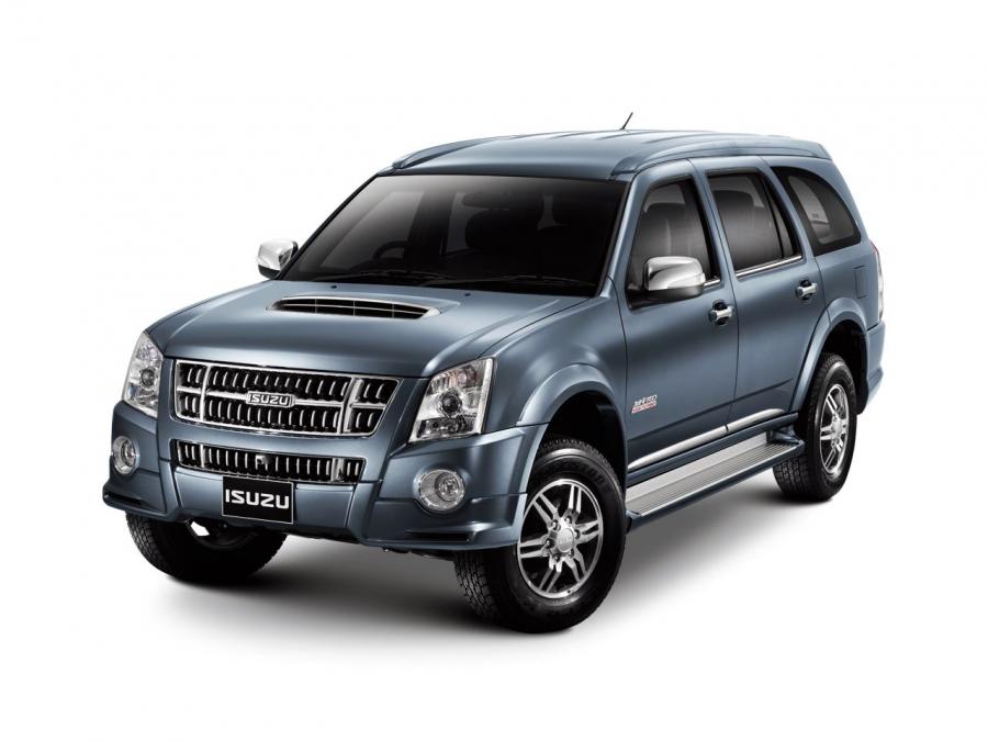  Isuzu MU-7 2004 года  (фото 3 из 8)